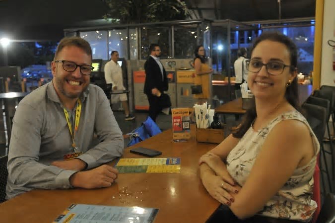 Bares, restaurantes e hotéis estão lotados com encontro de prefeitos na capital
