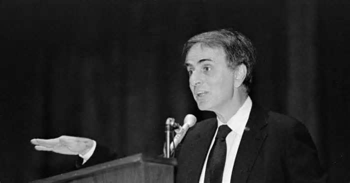 Visionário do Cosmos e da Ciência, Carl Sagan teria 90 anos