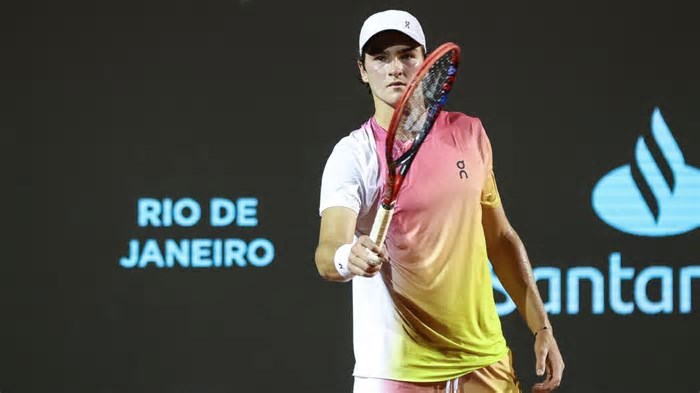João Fonseca define calendário após eliminação no Rio Open