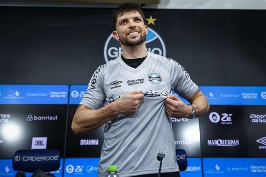 Volpi rebate pergunta após derrota com estreia no Grêmio: 