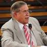 O ex-governador de Minas Gerais, Newton Cardoso, de 86 anos, morreu na madrugada deste domingo (2 de fevereiro) em Belo Horizonte. Cardoso estava internado...