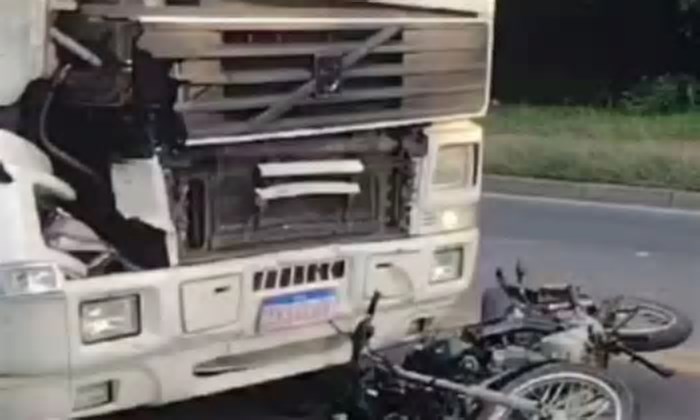Motociclista morreu em acidente na ERS-118 após colisão com caminhão de Estância Velha