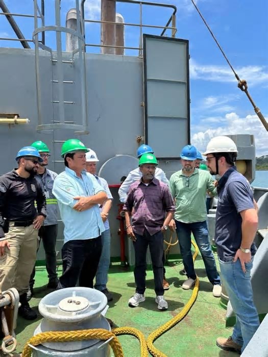Bebeto Galvão visita Porto de Ilhéus e destaca que dragagem impulsiona desenvolvimento do sul da Bahia.