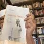 Acredito que os meus leitores e leitoras já devem ter observado o andamento das nossas críticas literárias mesclando obras de autores nacionais e...