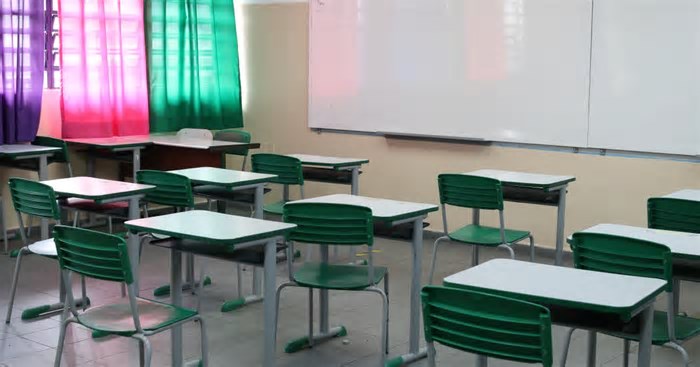 Prefeitura proíbe músicas com conteúdos inadequados em escolas e eventos infantis em Ubá (MG)