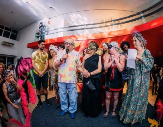 Pedro Paulo Cava é homenageado em baile de pré-carnaval