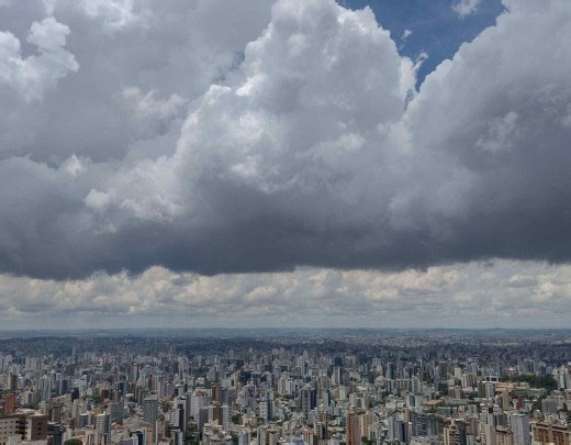 Tempo em BH: capital pode ter chuva com trovoadas nesta terça