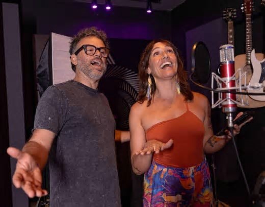 Trilhas do Carnaval: álbum inédito reúne canções dos blocos de BH; conheça