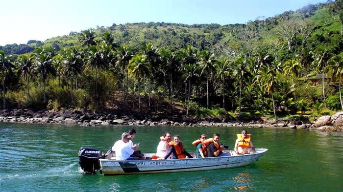 Cidade no litoral norte de SP oferta natureza e cultura para quem quer distância do Carnaval