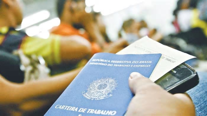 Sine em Fortaleza oferta mais de 1,6 mil vagas de emprego para diversos cargos; veja quais