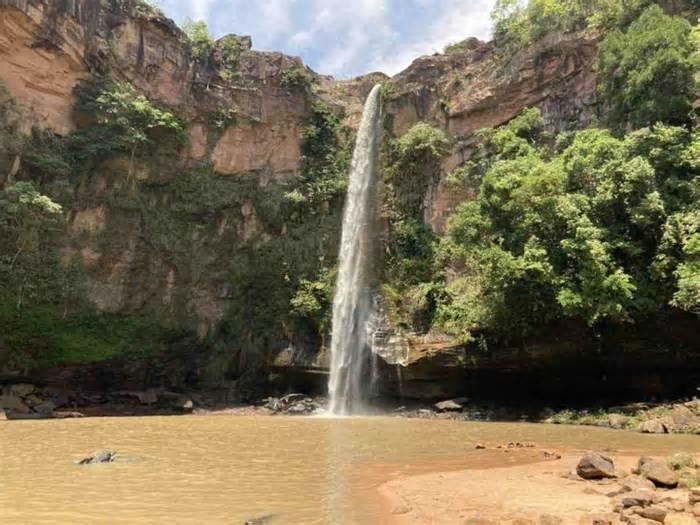 Após secar completamente, cachoeira famosa do Pantanal é recuperada