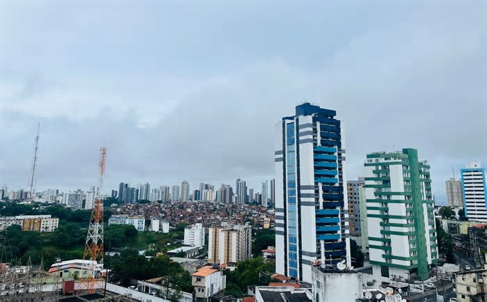 Litoral baiano tem alerta de chuvas intensas até quinta-feira (6)