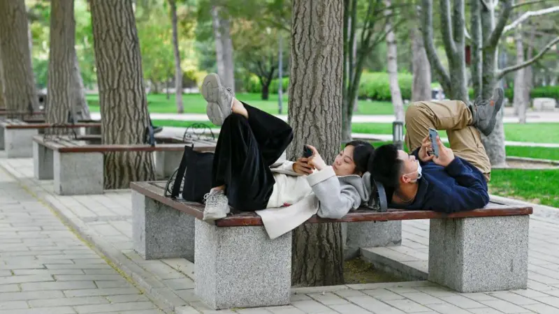 Os jovens chineses que fazem 'terapia' pelo DeepSeek