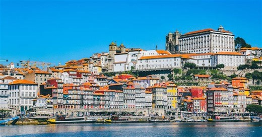Novo voo direto conecta Recife e o Porto, em Portugal