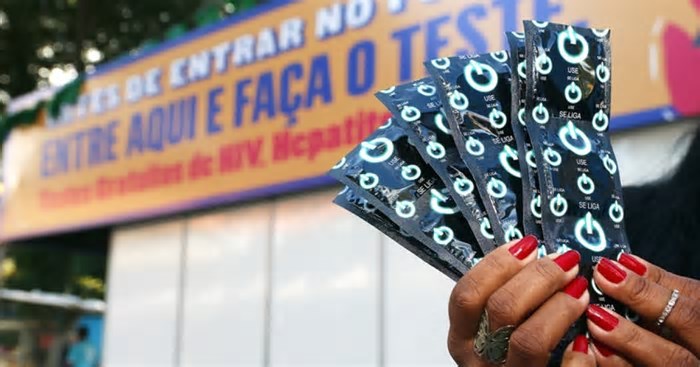 Governo do Estado monta postos de testagem rápida para diagnóstico e tratamento contra ISTs para o Carnaval; veja serviços
