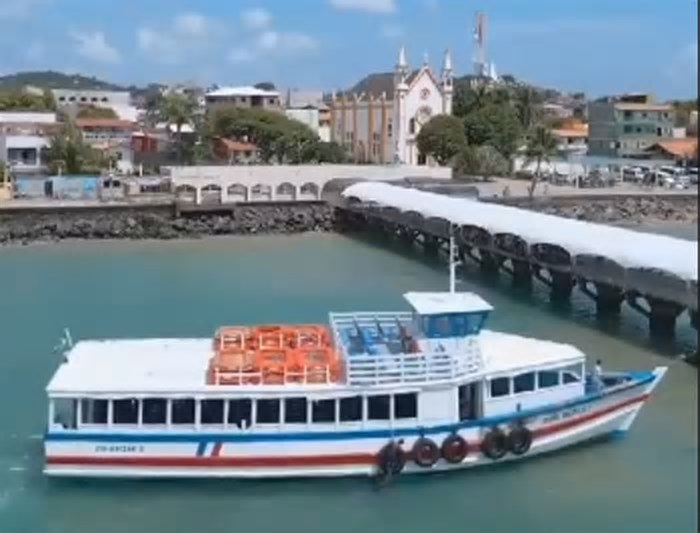 Travessia Salvador-Mar Grande opera com embarque imediato nos terminais