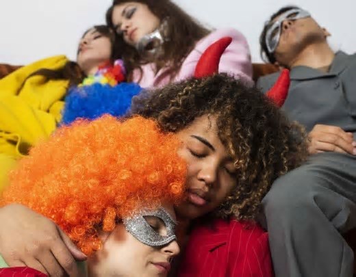 Seu amigo passou mal no meio da folia? Saiba como agir