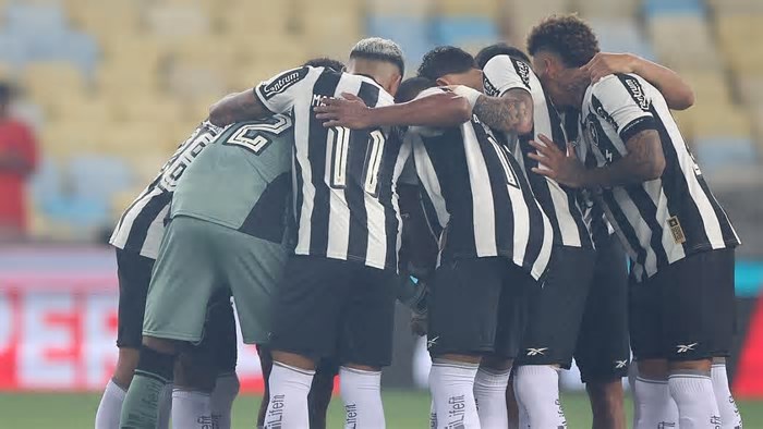 Após clássico quente, TJD-RJ suspende jogadores e árbitro por 30 dias.
