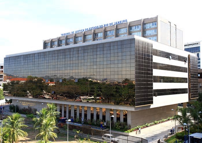 Inspeção nas Varas Empresariais da Justiça do RJ cai como bomba no Judiciário