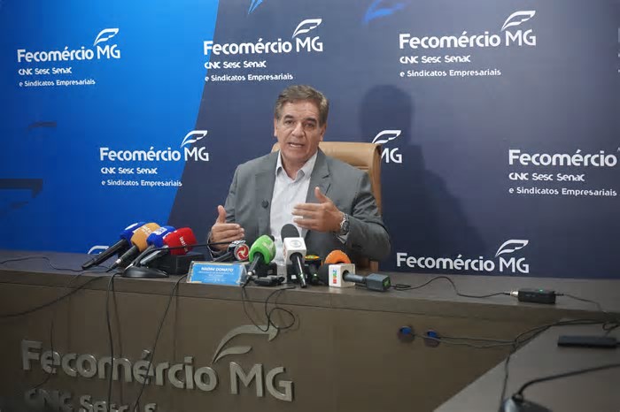 Deportados que chegam a BH nesta sexta terão hospedagem e cursos gratuitos