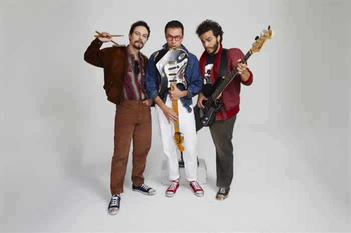 Musical sobre os Paralamas do Sucesso chega a Porto Alegre nos dias 14, 15 e 16 de março