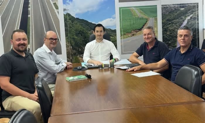 Administração Municipal solicita melhorias na Av. Presidente Lucena