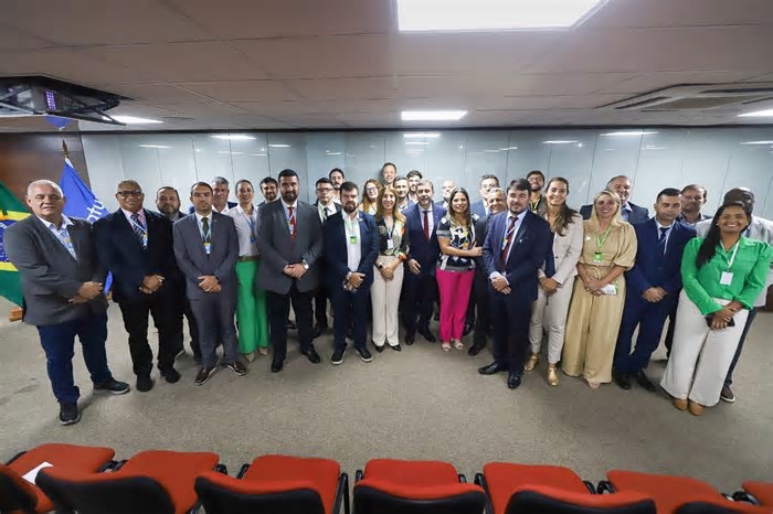Prefeitos de cidades do RJ se reúnem com a Embratur para discutir fomento do turismo