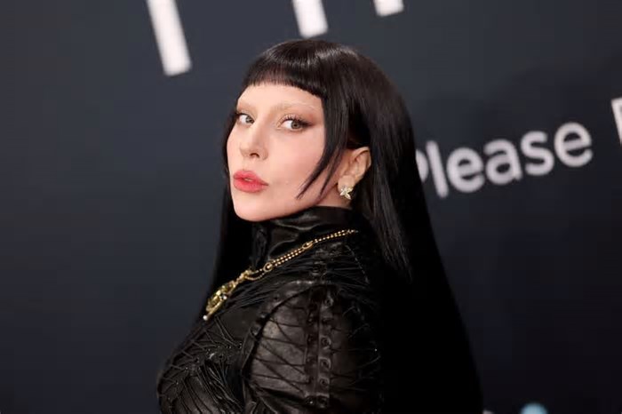 Prefeito do Rio de Janeiro confirma show de Lady Gaga em Copacabana neste ano