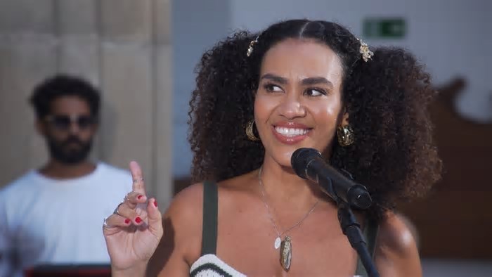 O ‘Conexão Bahia’ de sábado, 8, recebe Mariene de Castro para papo sobre música e verão na Bahia