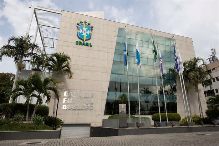 Janela extra para jogadores que atuaram em Estaduais é confirmada pela CBF aos clubes