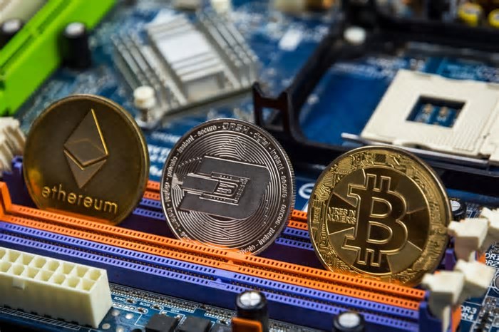 Qual é a melhor criptomoeda para investir em 2025? Conheça 5 opções