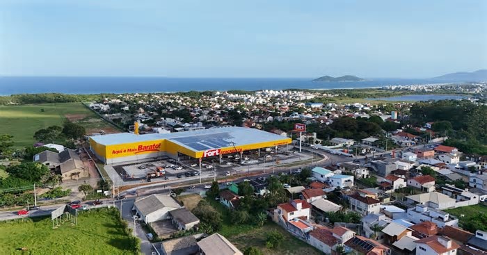 Grupo Pereira inaugura 66ª loja do Fort Atacadista, no Rio Tavares, em Florianópolis
