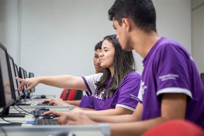 Jovens de BH podem se inscrever para curso gratuito de Gestão Empresarial; saiba como