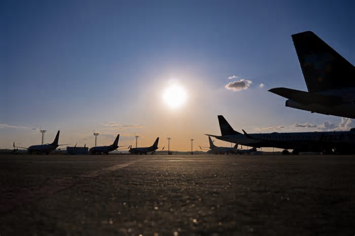 Avião em manutenção causa transtornos e cancelamentos no Aeroporto de Confins