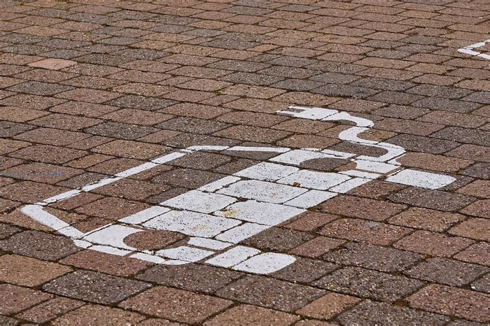 Venda de elétricos perde fôlego e híbridos ampliam participação