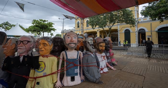 Berbigão do Boca dá pontapé inicial no Carnaval de Florianópolis; veja programação