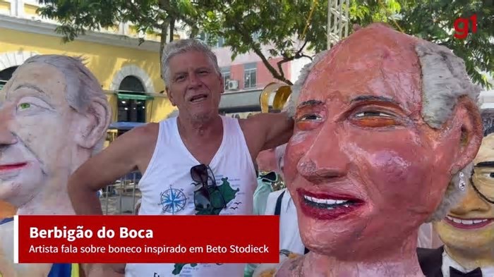 Filho desfila com boneco do pai há 18 anos em festa que abre Carnaval de rua em Florianópolis: 'Continuar o legado', diz