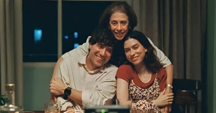 'Ainda Estou Aqui' fatura três novos prêmios antes do Oscar e passa dos R$ 100 milhões em bilheteria