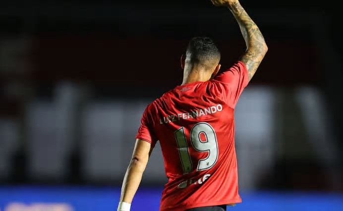 Athletico-PR elimina Pouso Alegre e avança à segunda fase da Copa do Brasil