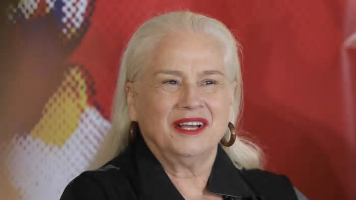 ‘FILO faz parte da história do teatro brasileiro’, enaltece atriz Vera Holtz