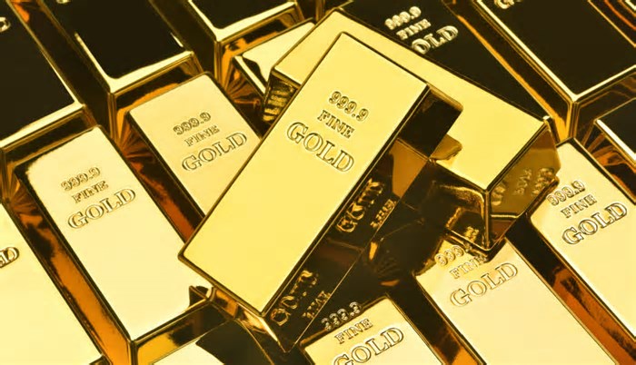 Ouro bate recorde histórico — conheça duas criptomoedas para investir no metal