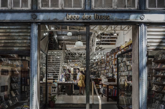 Cadeia de sebos em Porto Alegre garimpa autores gaúchos pelo país