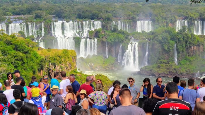 Parque Nacional do Iguaçu fecha janeiro com 234 mil visitantes