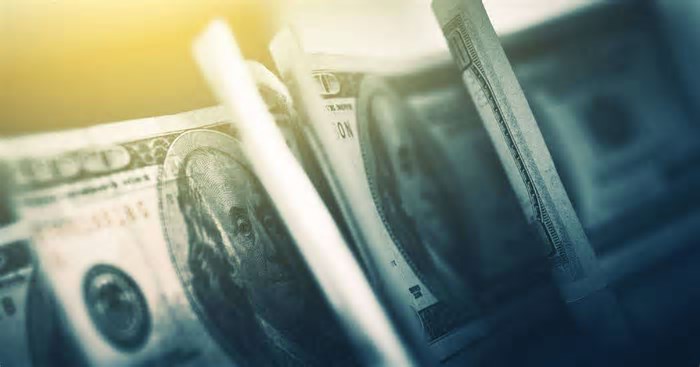 Dólar hoje (28/02): veja o valor da cotação comercial e turismo