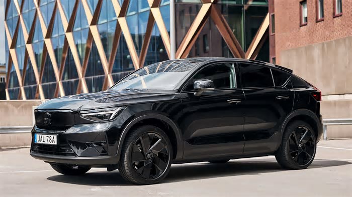 Volvo renomeia SUVs elétricos no Brasil e amplia alcance da versão Ultra