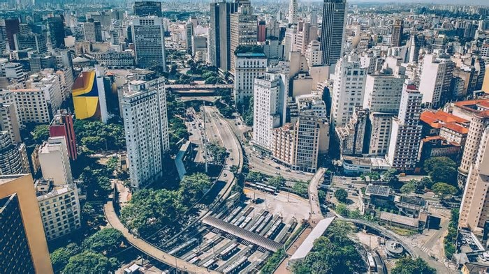 Omnibees: as 50 cidades do Brasil com mais reservas hoteleiras em 2024