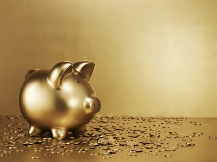 Após atingir novo recorde, ouro não se segura e recua com realização de lucros