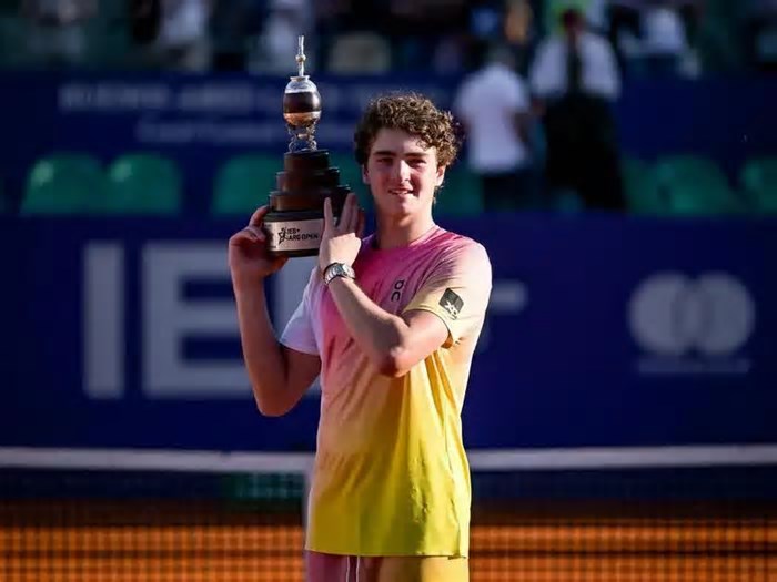 Como e onde assistir ao jogo de João Fonseca no Rio Open 2025?