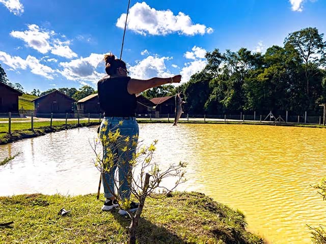 Arena SG une hospedagem, pesca esportiva e entretenimento