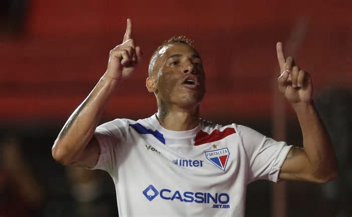 Breno Lopes ‘viraliza’ no Fortaleza com declaração antes da semifinal do Estadual: “Como falei”